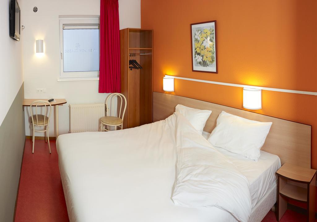 Premiere Classe Hotel Бреда Екстер'єр фото